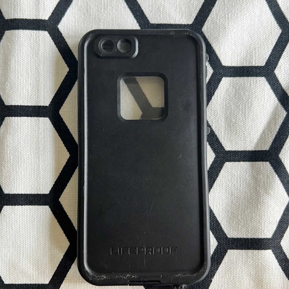 Life proof iPhone 8 SE case